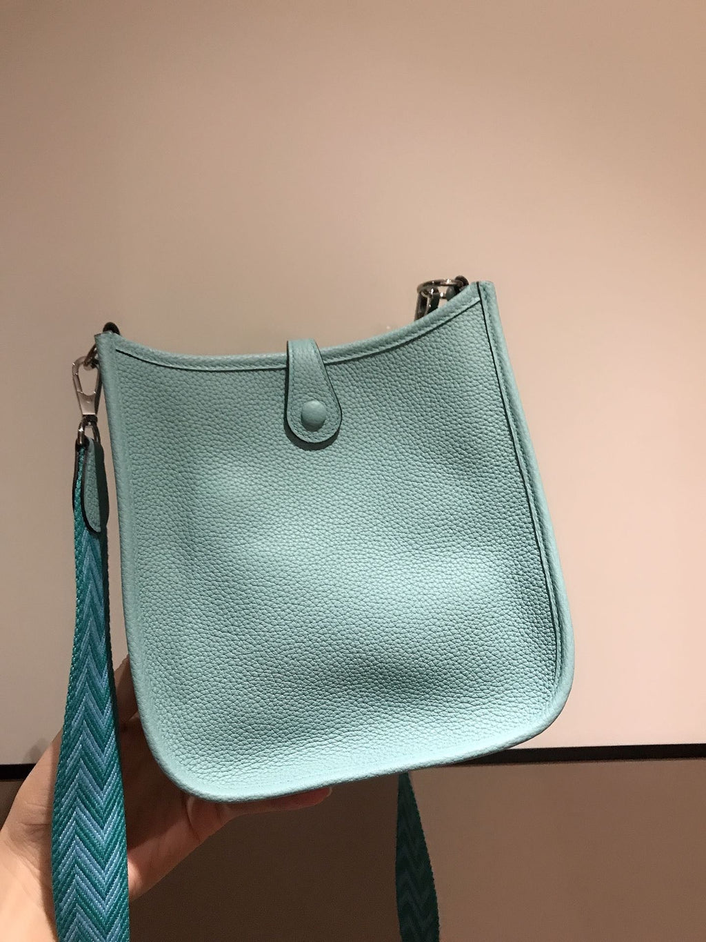 HM EVELYNE MINI 18 SAPHIR TOGO