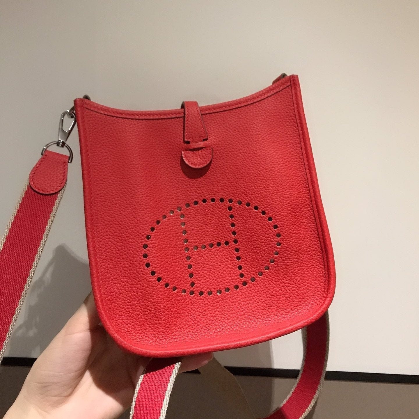 HM EVELYNE MINI 18 ROUGE TOGO
