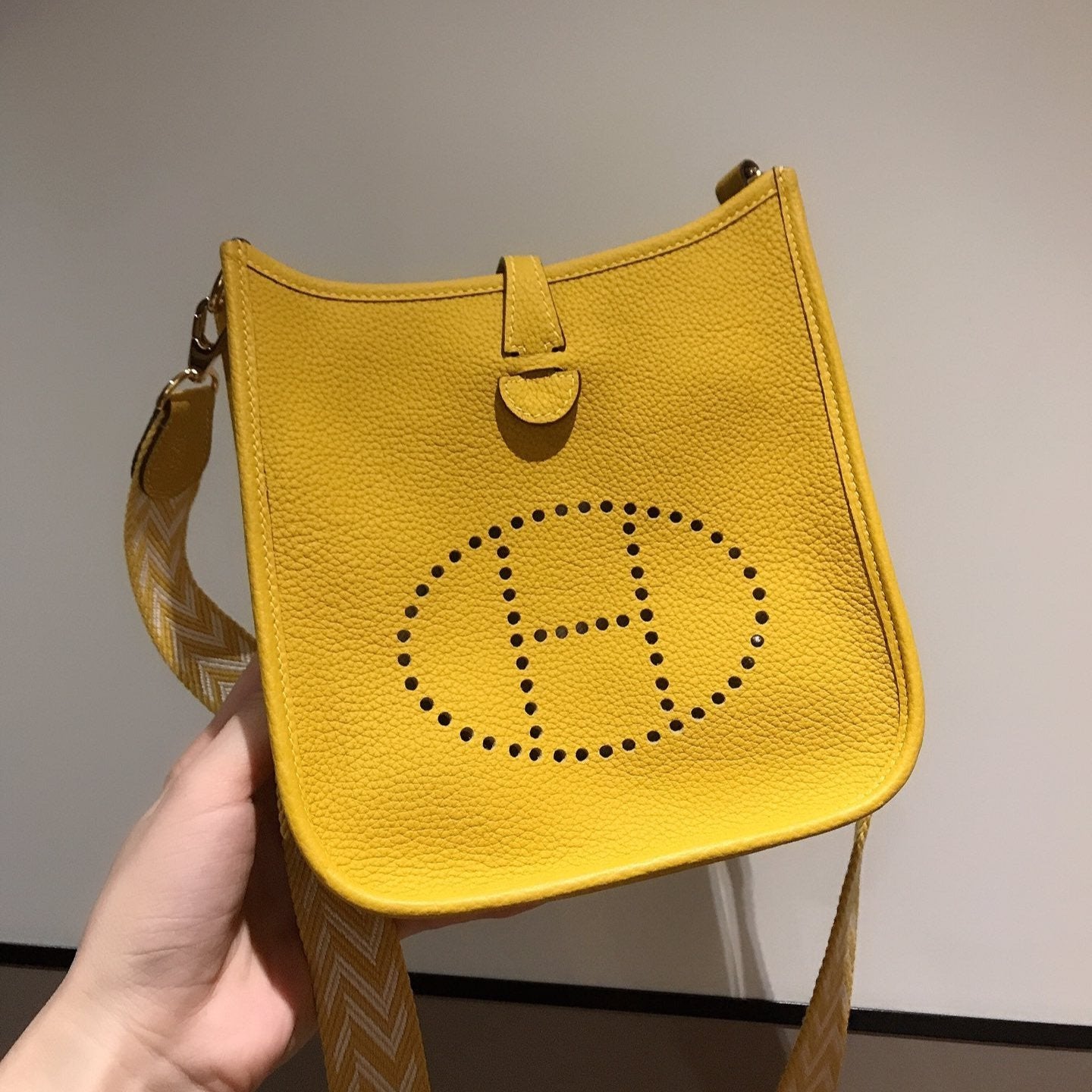 HM EVELYNE MINI 18 AMBRE TOGO