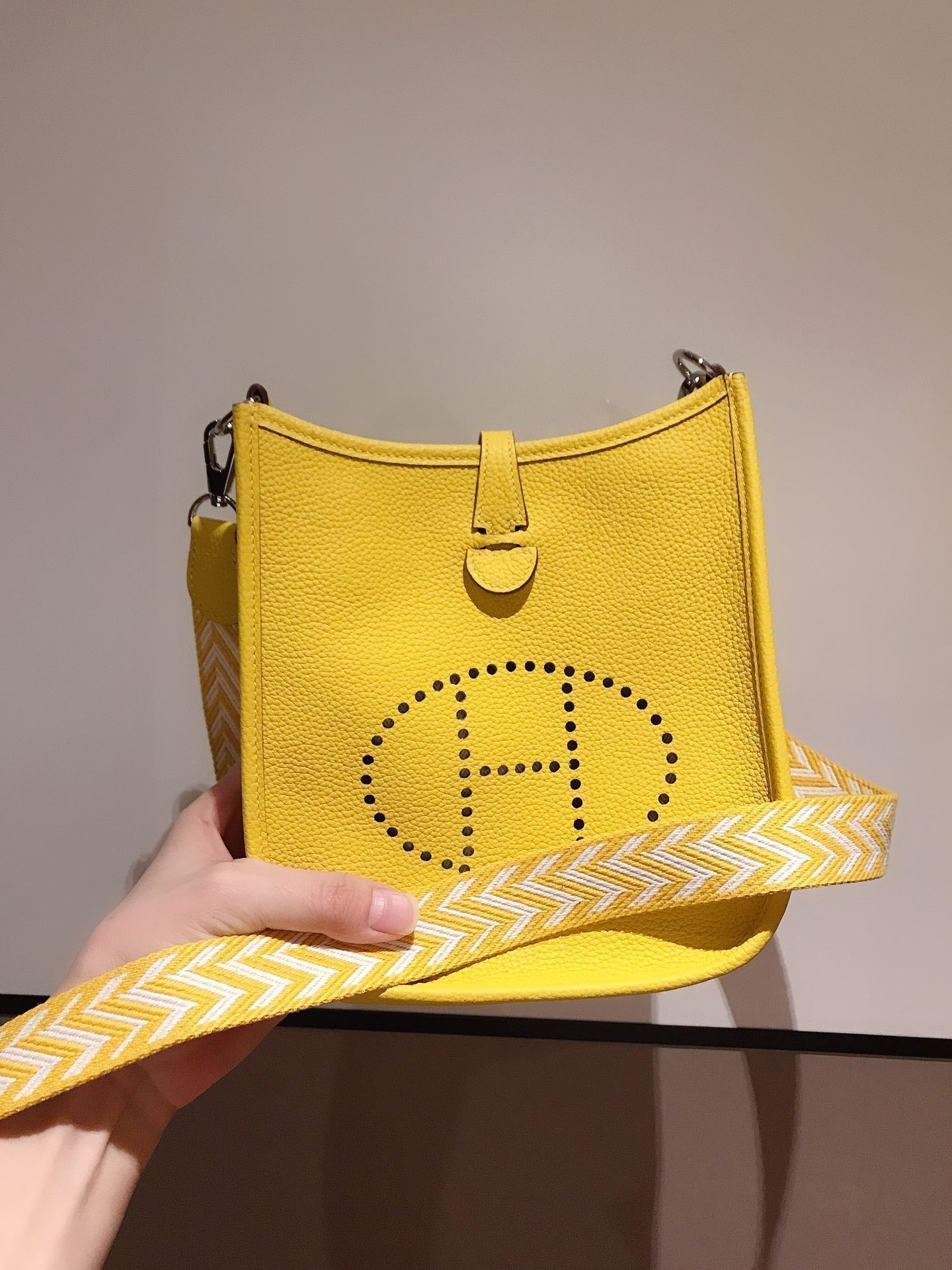 HM EVELYNE MINI 18 CITRON TOGO