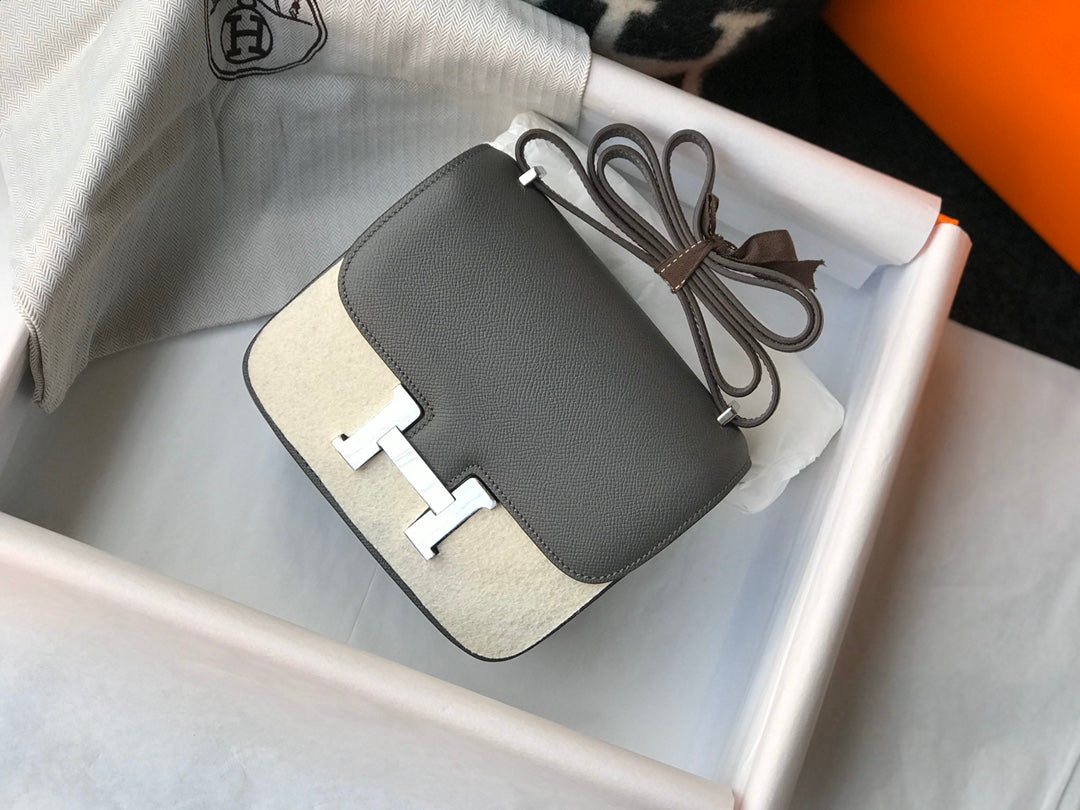 SAC HM CONSTANCE CUIR EPSOM GRIS QUINCAILLERIE ARGENTÉE