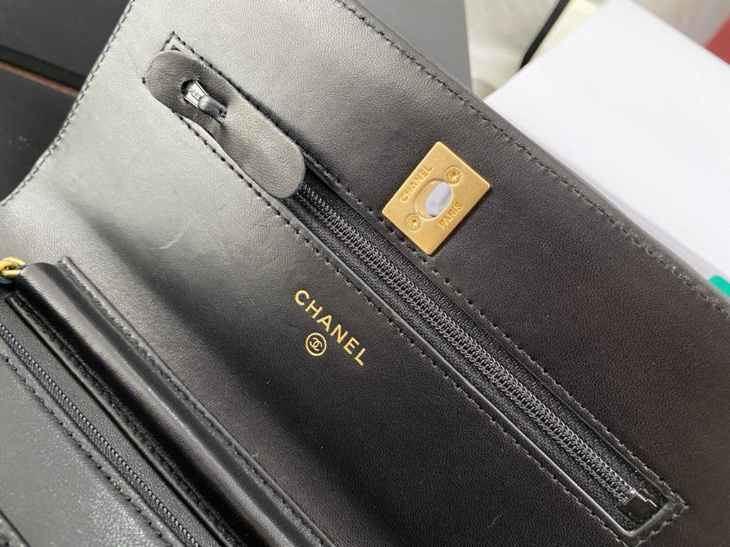 WOC CLASSIQUE 19CM CUIR D'AGNEAU NOIR QUINCAILLERIE DORÉ