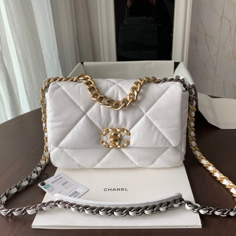 19 SAC À RABAT 30 PEAU DE CHÈVRE BLANCHE 