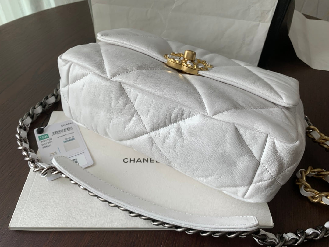 19 SAC À RABAT 30 PEAU DE CHÈVRE BLANCHE 