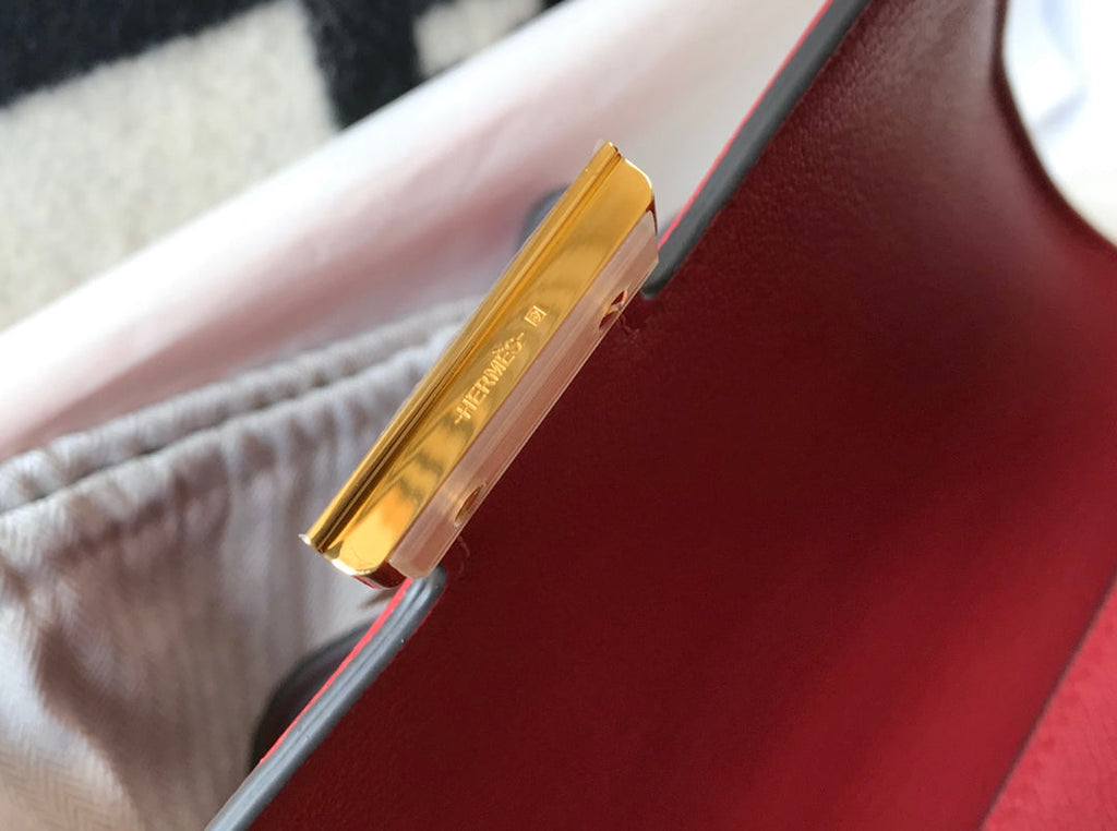 CONSTANCE 18 EPSOM ROUGE FONCÉ QUINCAILLERIE OR
