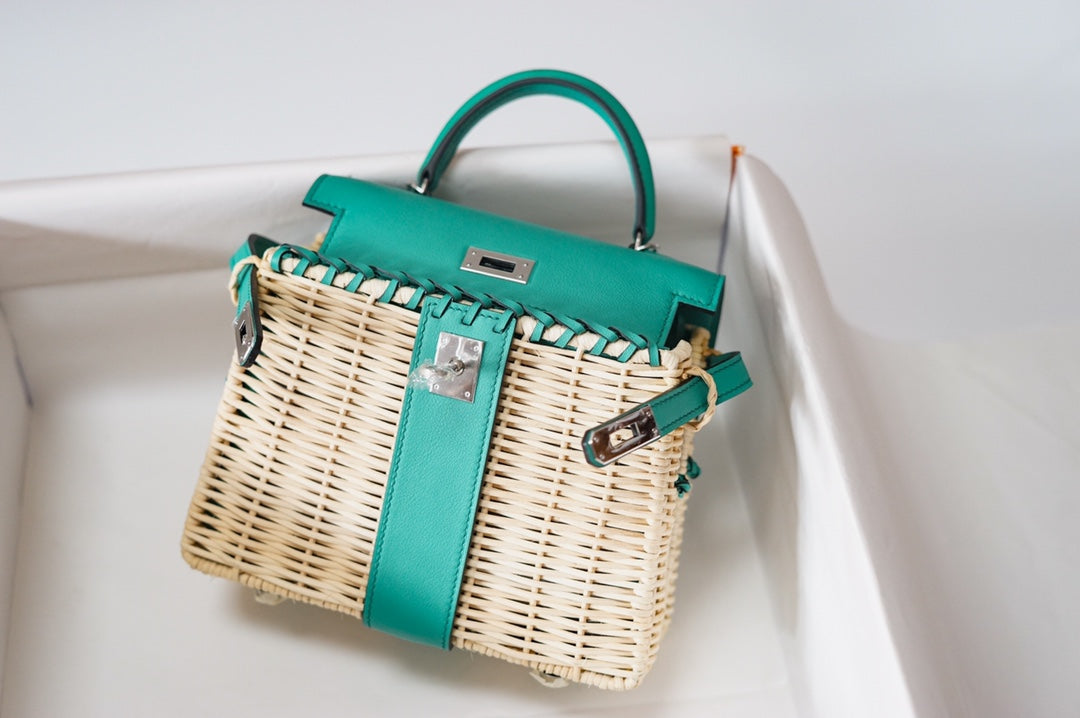 HM KELLY 20 PICNIC KELLY VERT VERONE BAMBOO AND RATTAN
