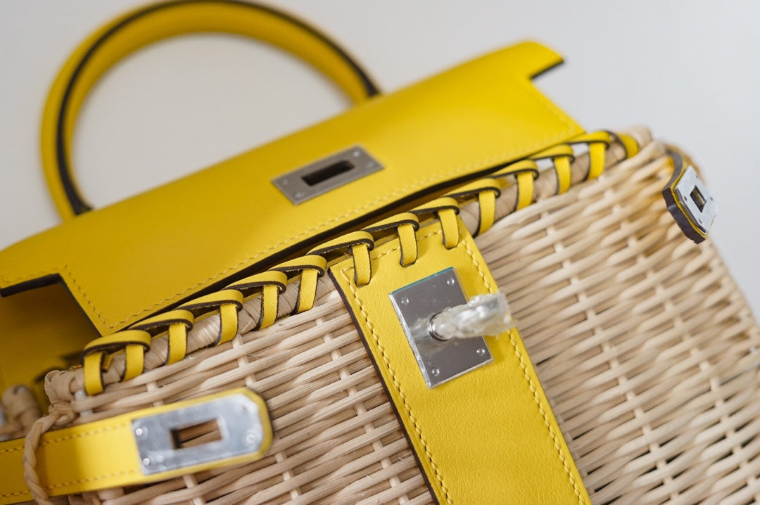 HM KELLY 20 PICNIC KELLY YELLOW BAMBOO AND RATTAN