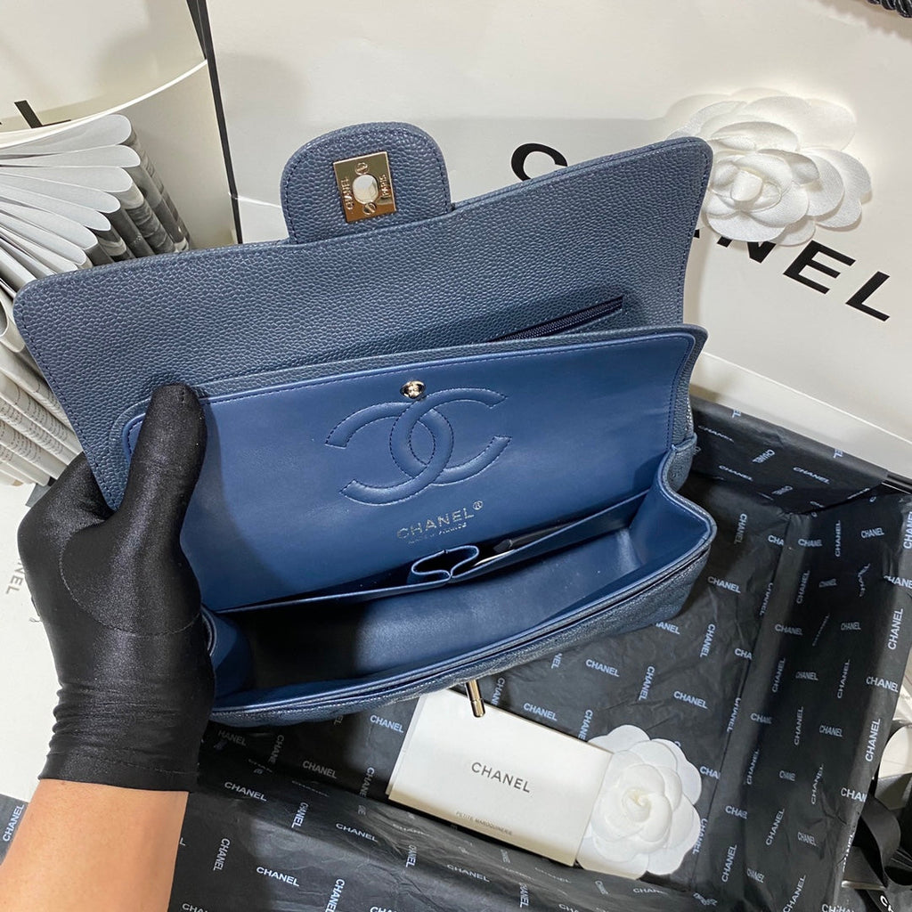 FLAP BAG MEDIUM 25 DARK BLUE CAVIAR SHW