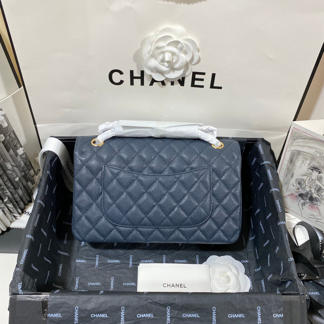 FLAP BAG MEDIUM 25 DARK BLUE CAVIAR GHW
