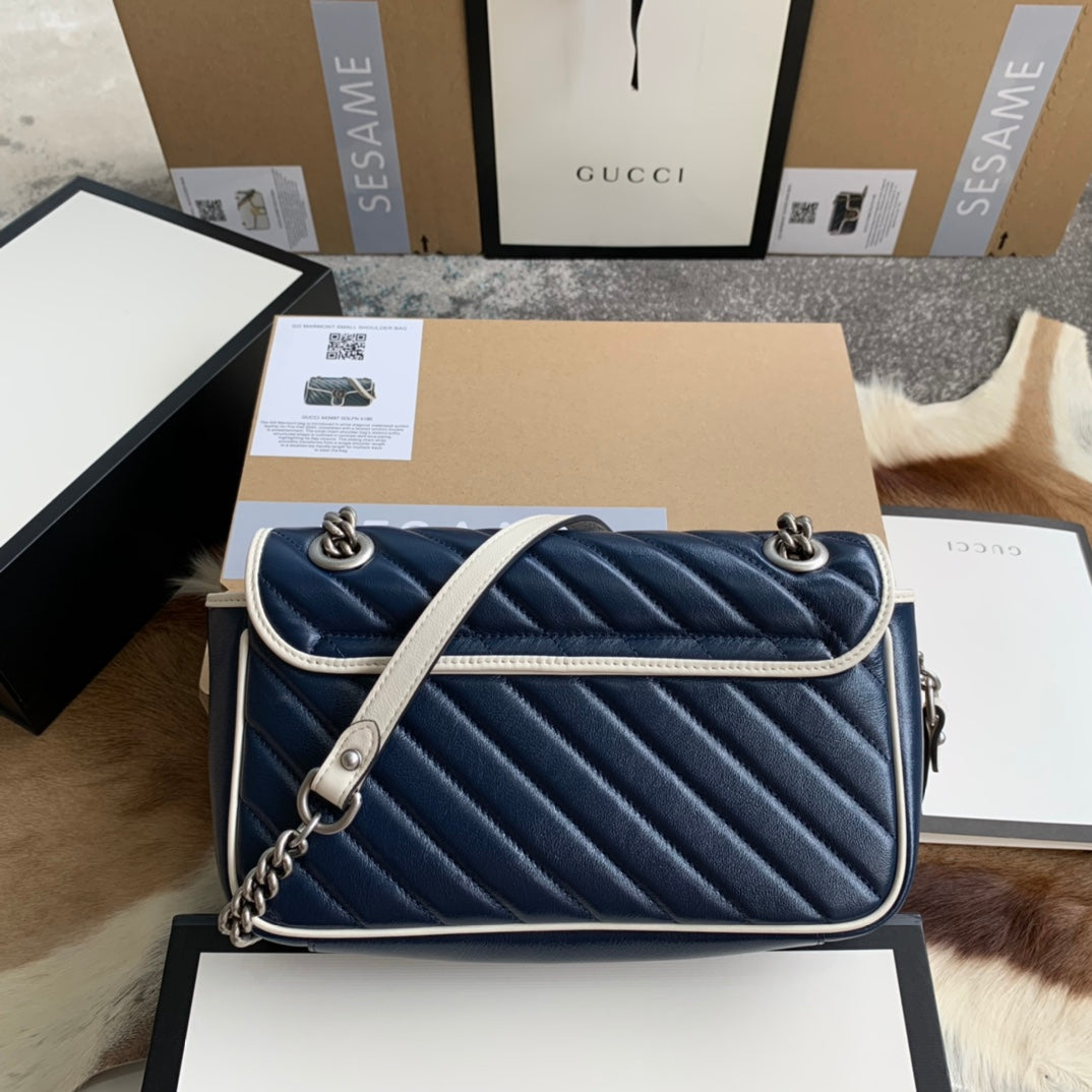 SAC À MAIN GG MARMONT MOYEN 26 EN CUIR DE VEAU BLEU NUIT