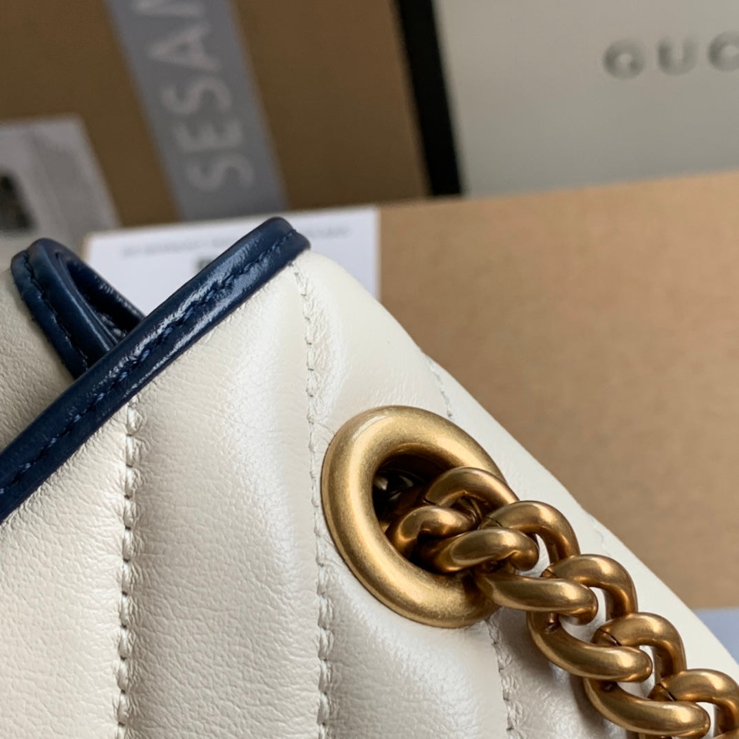 SAC À MAIN GG MARMONT 22 EN CUIR DE VEAU BLANC