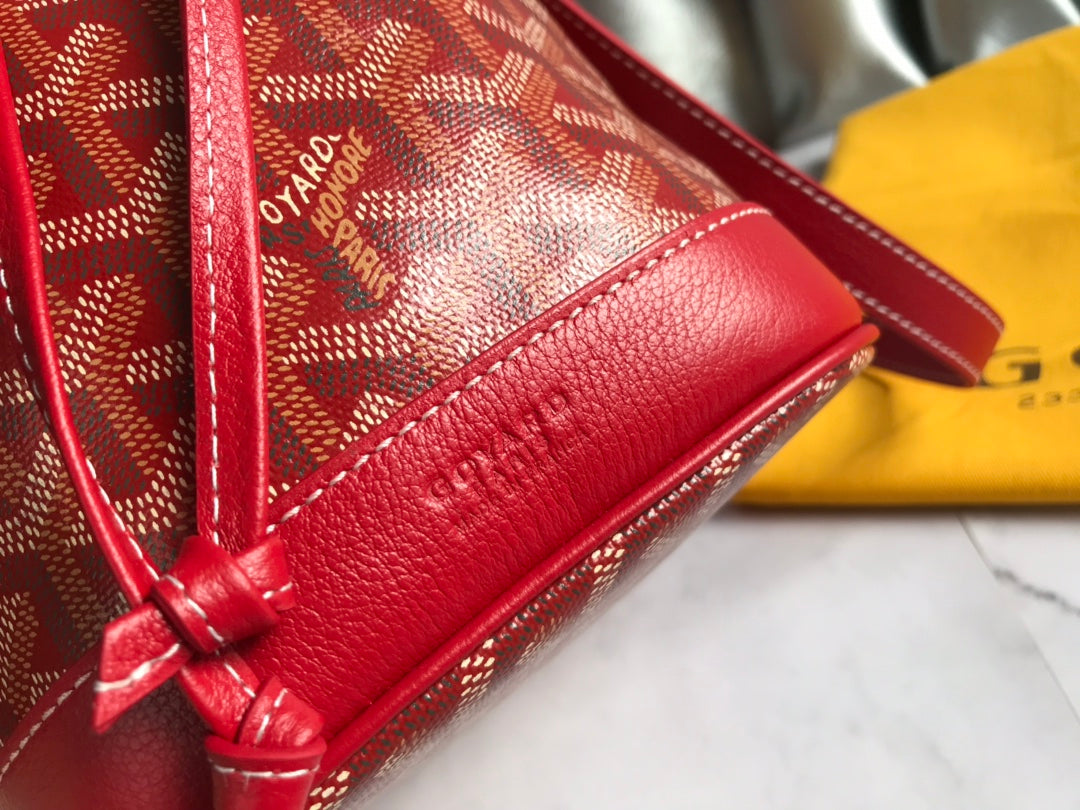 SAC SEAU PETIT FLOT 22 EN TOILE GOYARDINE ROUGE CLASSIQUE ET BORDURE EN CUIR D'AGNEAU