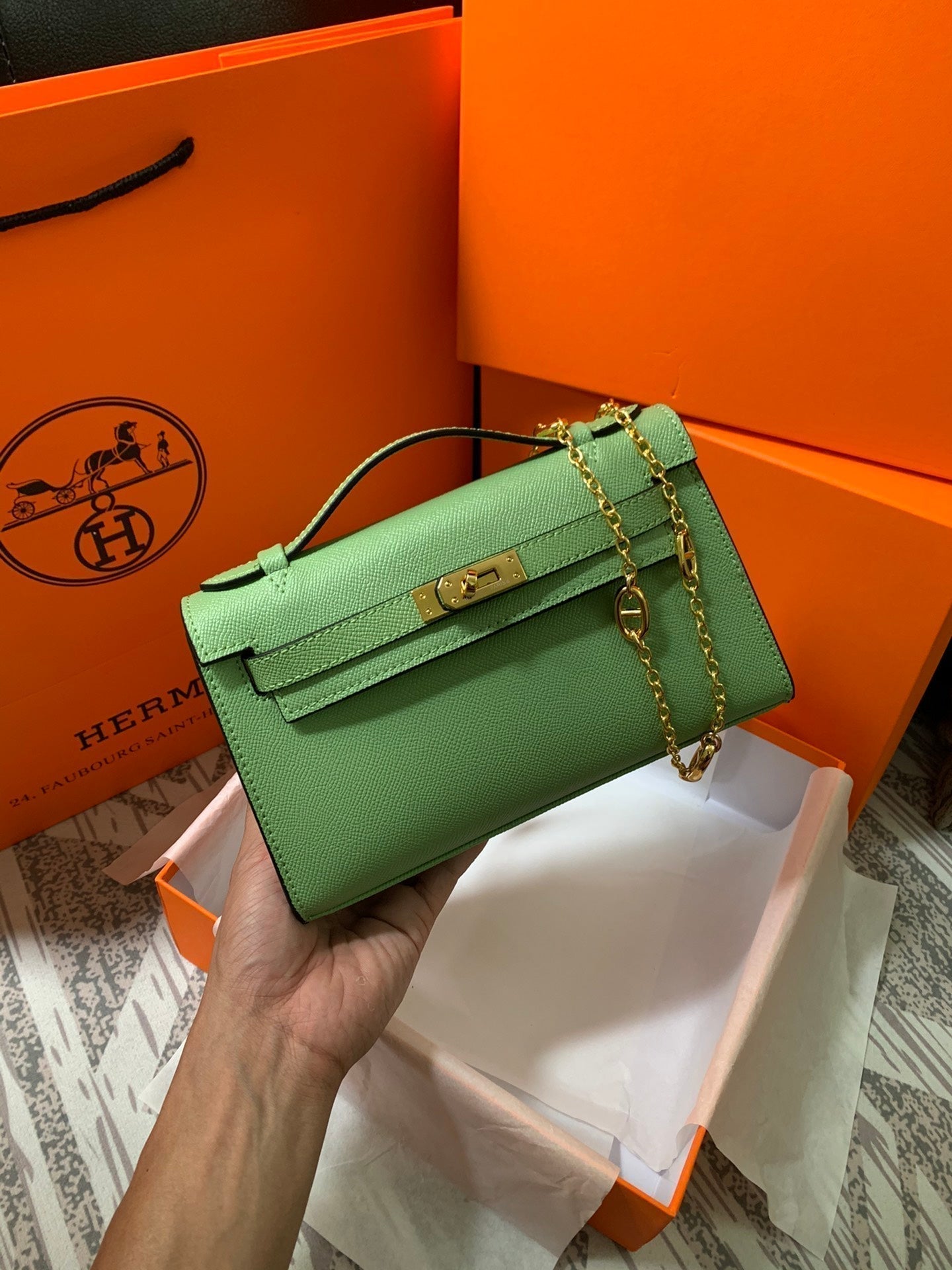 HM KELLY MINI POCHETTE 22 EPSOM VERT