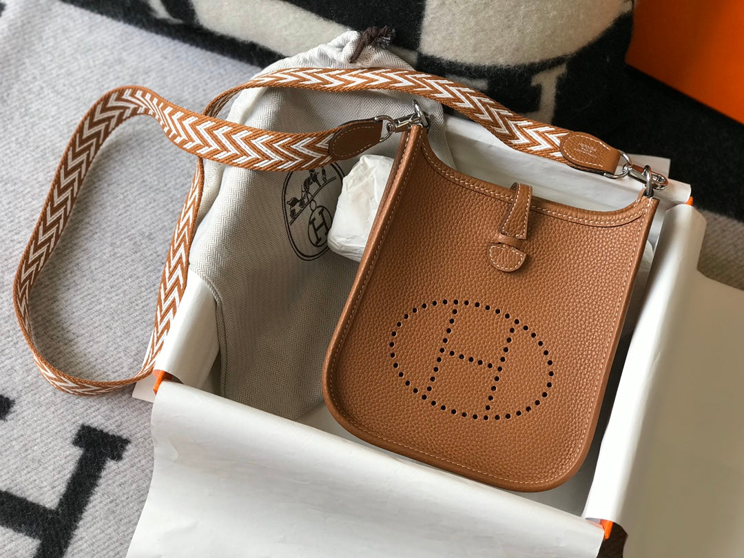ミニ エブリン 18CM タン トゴ SHW
