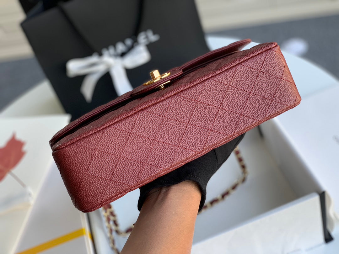 FLAP BAG MEDIUM 25 WINE CAVIAR GHW