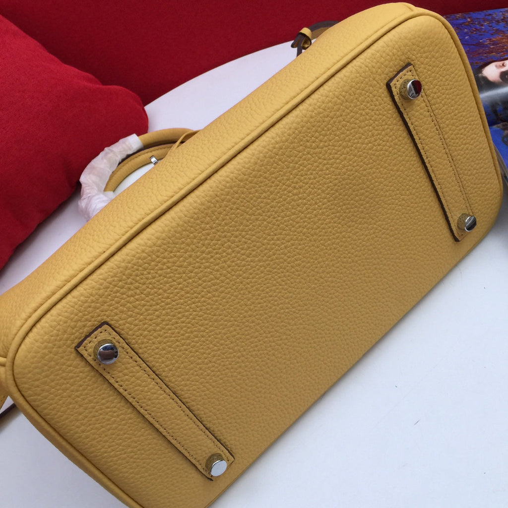 SAC HM BIRKIN 30 CM EN CUIR DE VEAU MOUTARDE, QUINCAILLERIE ARGENTÉE