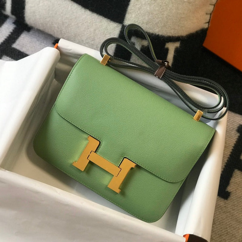 CONSTANCE 24 CUIR EPSOM VERT QUINCAILLERIE OR