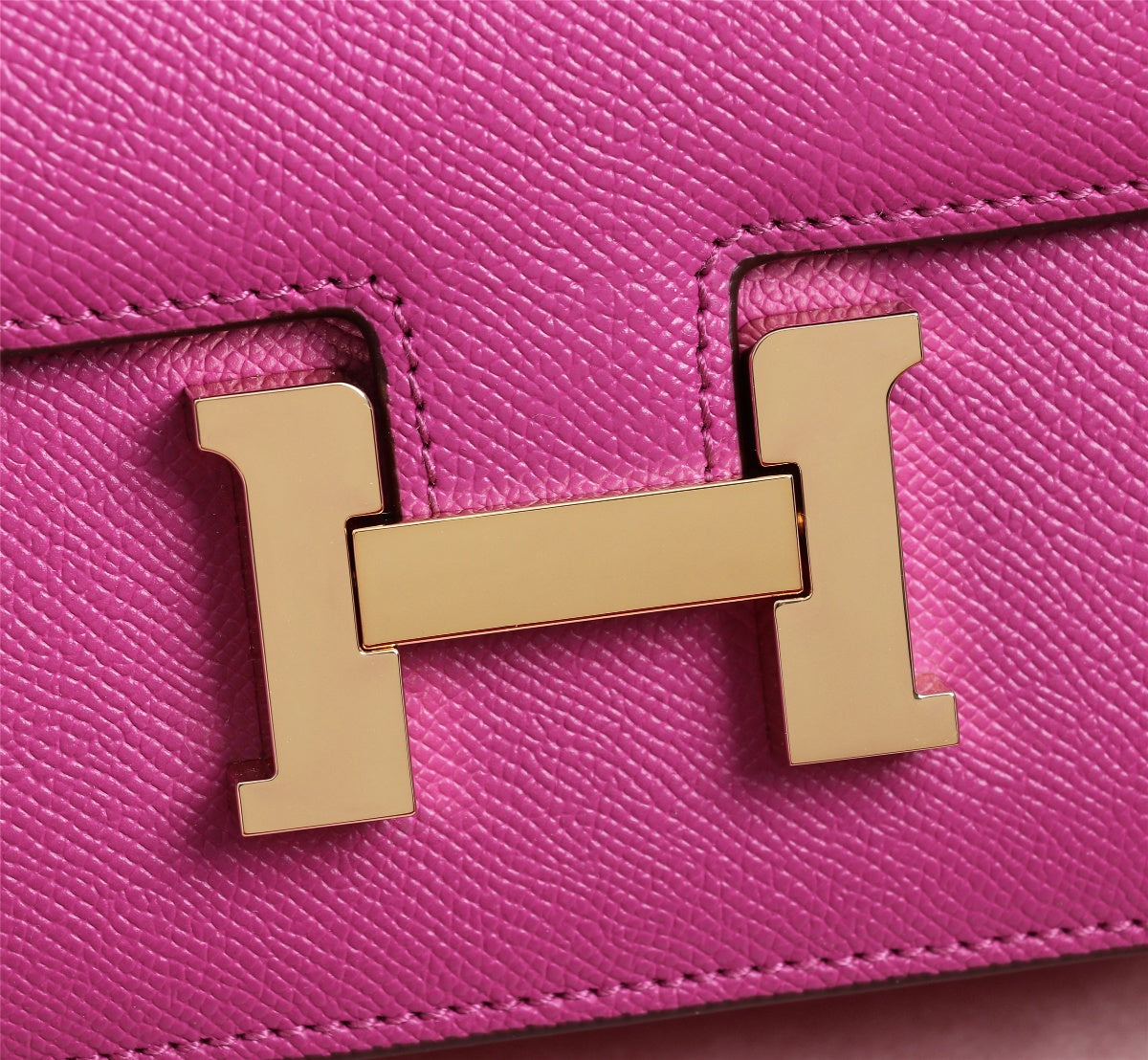SAC HM CONSTANCE 22 EPSOM ROSE QUINCAILLERIE OR