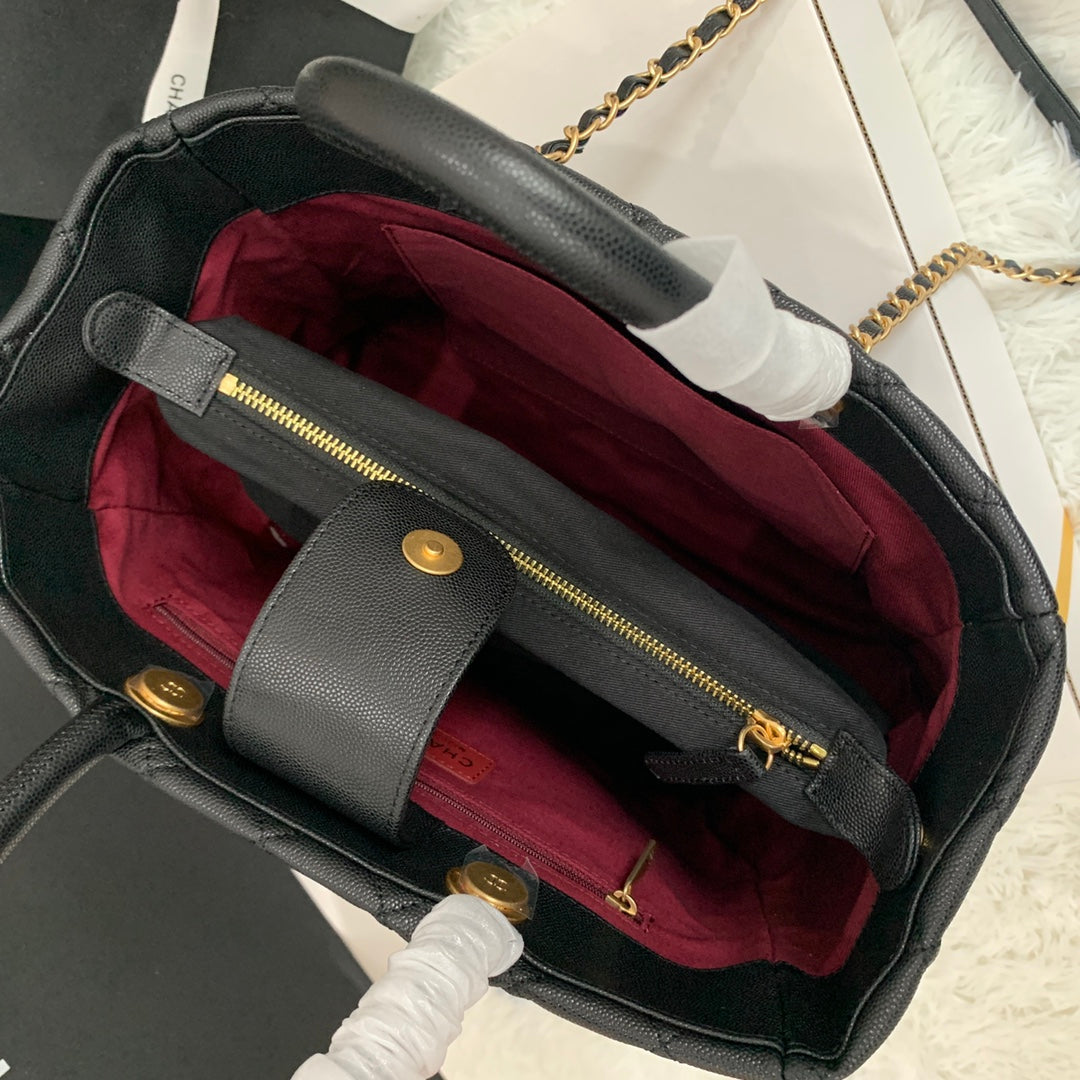 CC SHOPPING BAG 30CM BLACK QUILTED CAVIAR LEATHER GHW