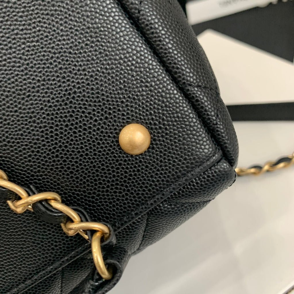 SAC CABAS CC 30 CM CUIR CAVIAR MATELASSÉ NOIR GHW
