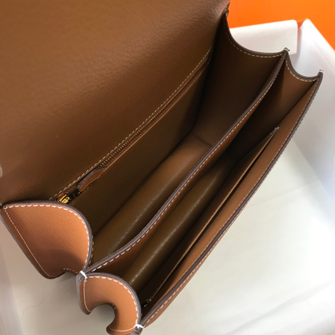 CONSTANCE 24 GOLD CUIR EPSOM QUINCAILLERIE DORÉ