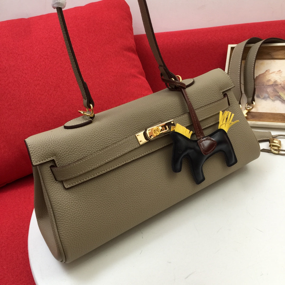 HM ショルダーバッグ 35 サンド トーゴ ゴールド金具