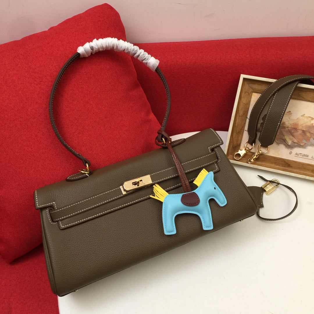 HM ショルダーバッグ 35 シダー トゴ ゴールド金具