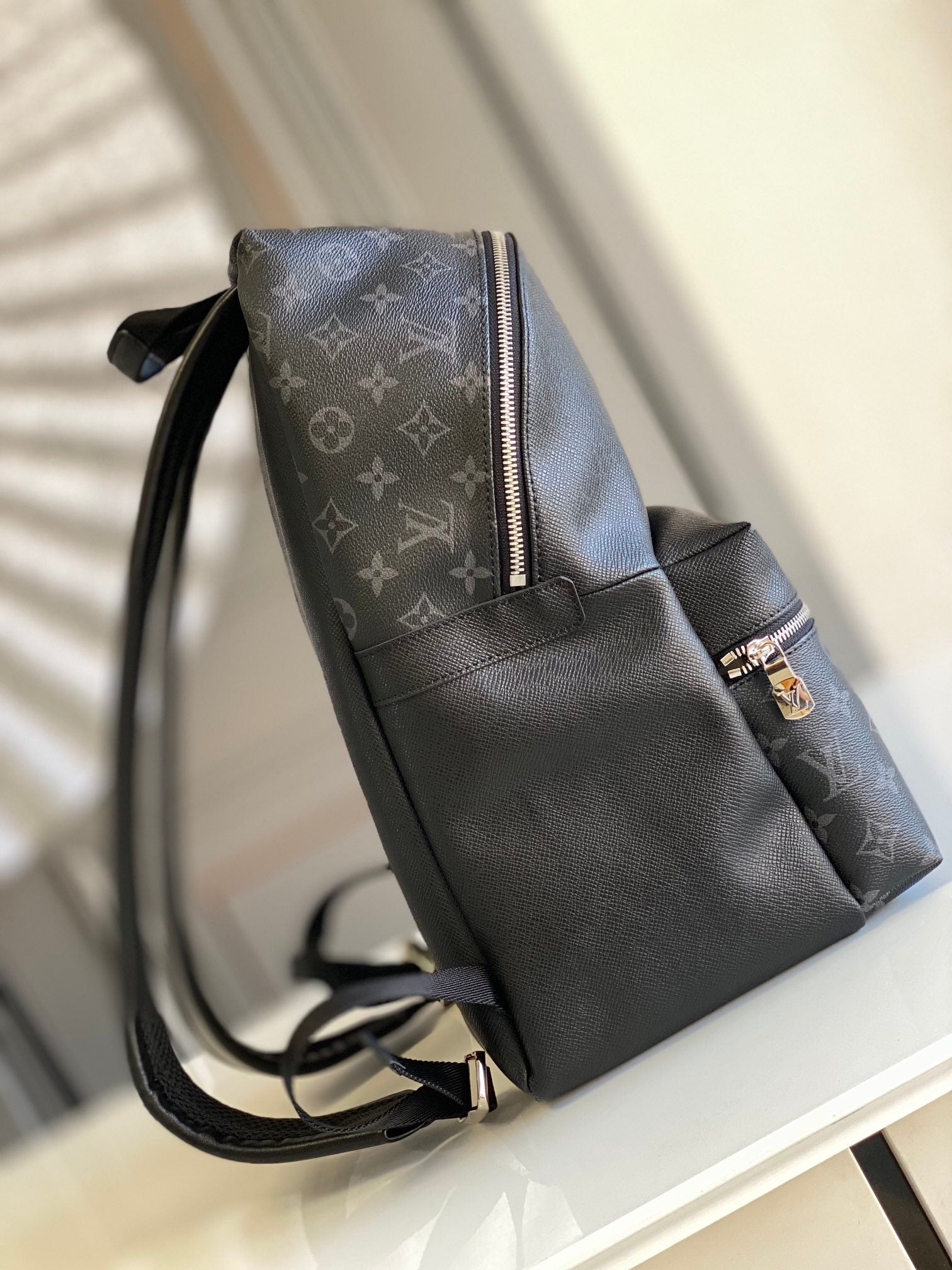 SAC À DOS DISCOVERY 40 EN TOILE MONOGRAMME NOIRE