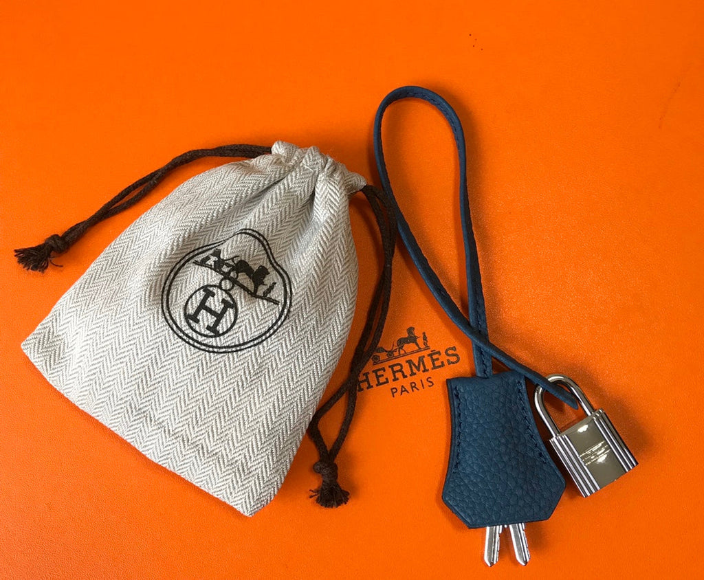 PICOTIN LOCK BLEU TOGO CUIR QUINCAILLERIE ARGENTÉE