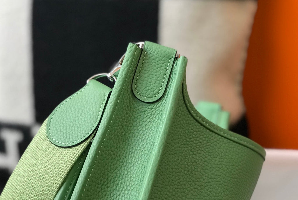 EVELYNE 29CM TOGO VERT SHW
