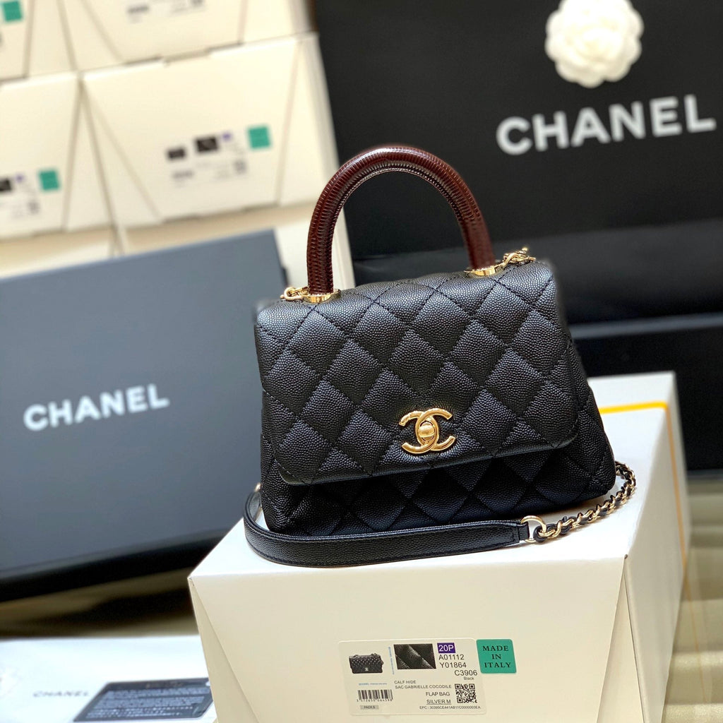 CC 24K COCO HANLE MINI 19CM BLACK RED GRAINED CALFSKIN GOLD HARDWARE