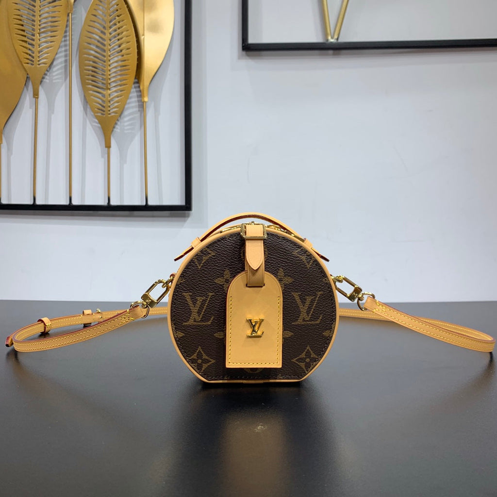 MINI BOÎTE CHAPEAU 13 EN TOILE MONOGRAMME MARRON QUINCAILLERIE DORÉ