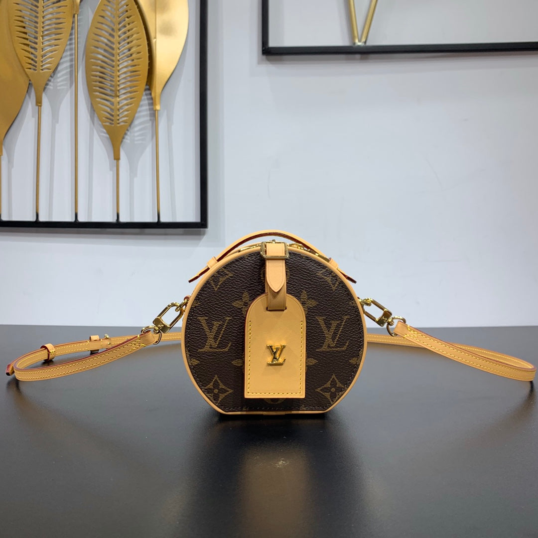 MINI BOÎTE CHAPEAU 13 EN TOILE MONOGRAMME MARRON QUINCAILLERIE DORÉ