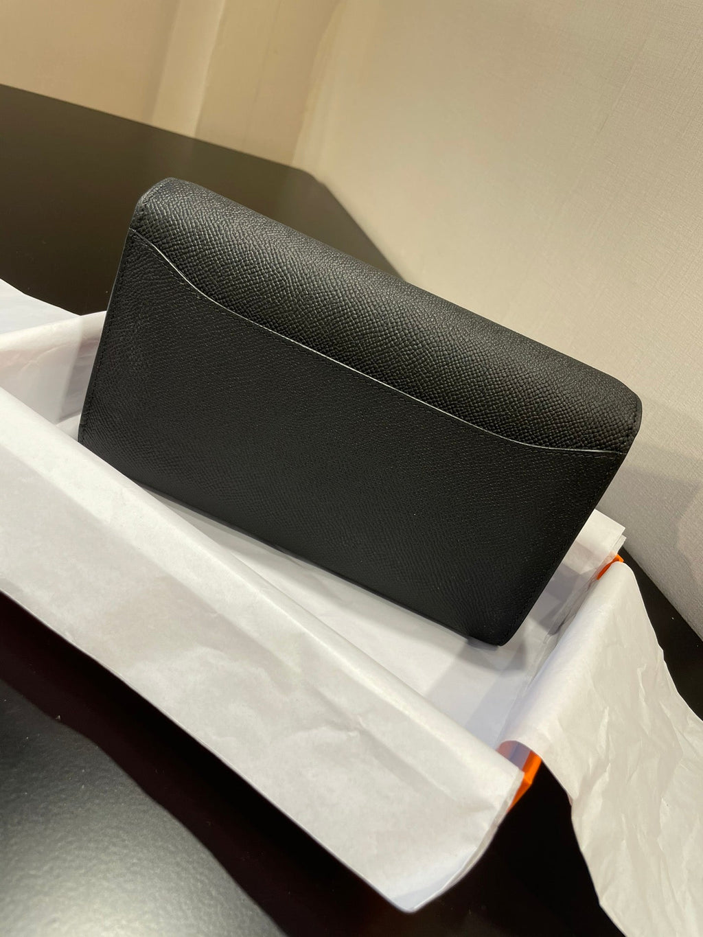 コンスタンス トゥ ゴー 20.5 ブラック エプソム ゴールド ハードウェア
