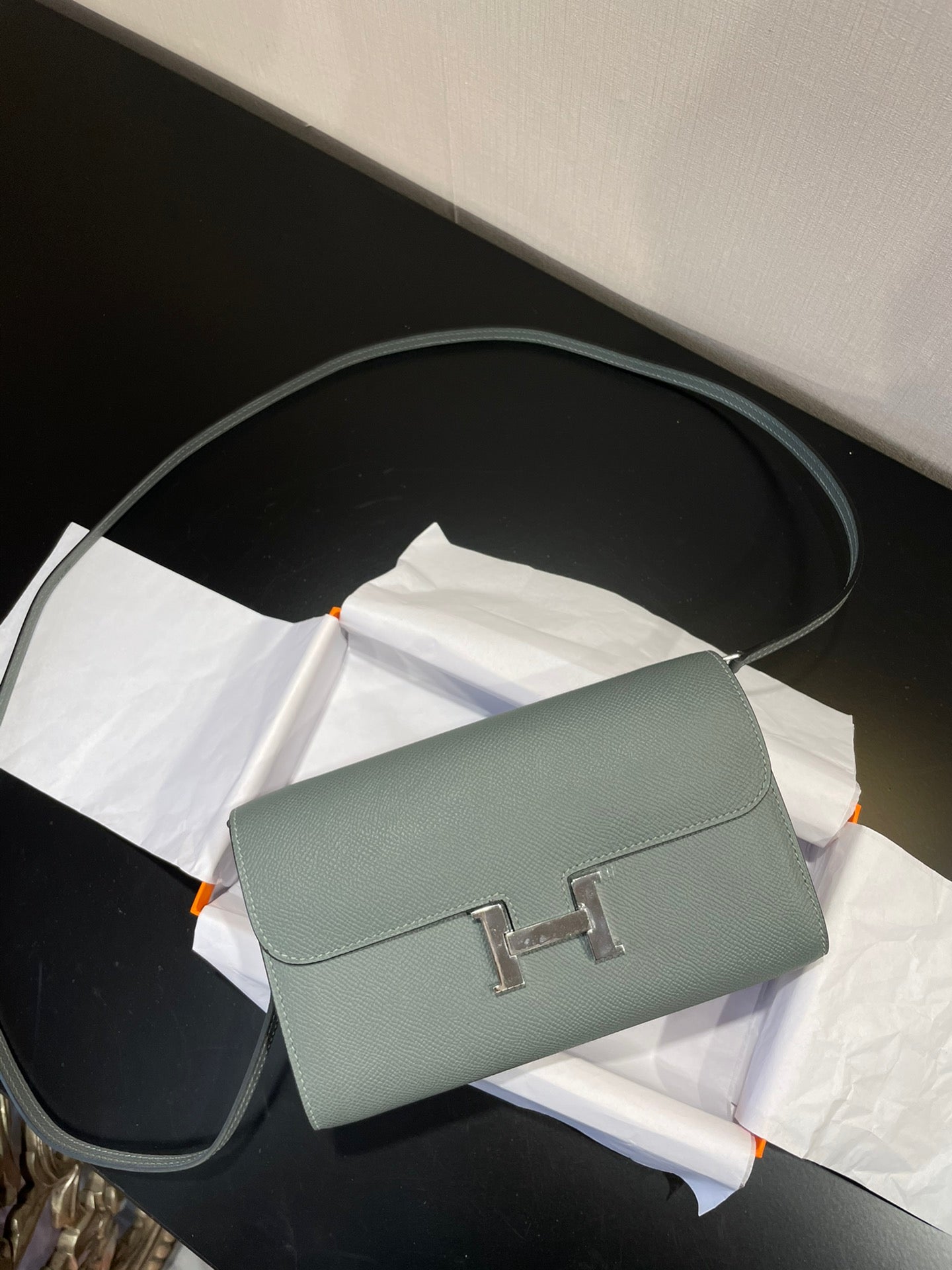 CONSTANCE TO GO 20,5 VERT AMANDE EPSOM ARGENT QUINCAILLERIE