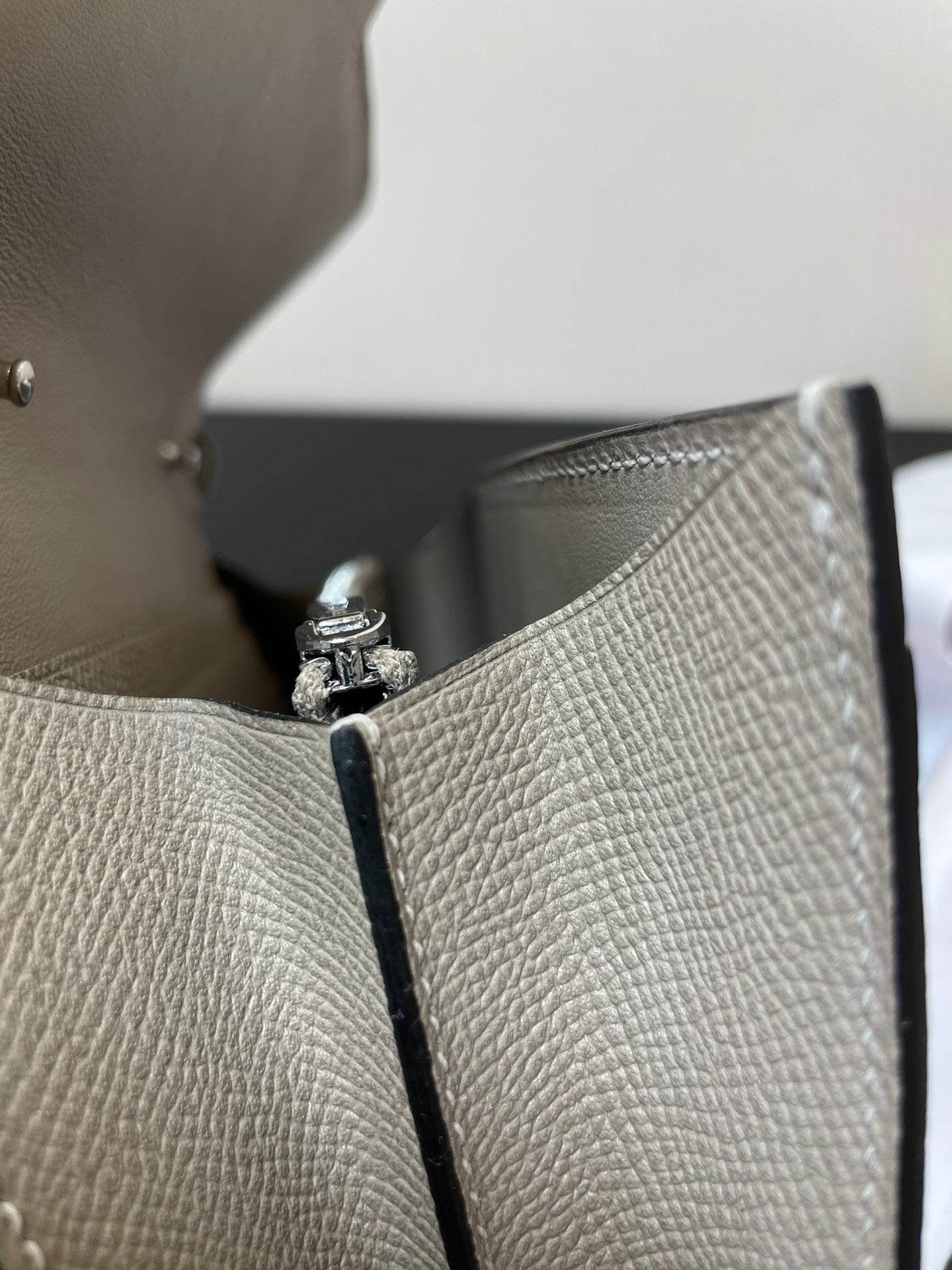 CONSTANCE TO GO 20.5 GRIS EPSOM ARGENT QUINCAILLERIE