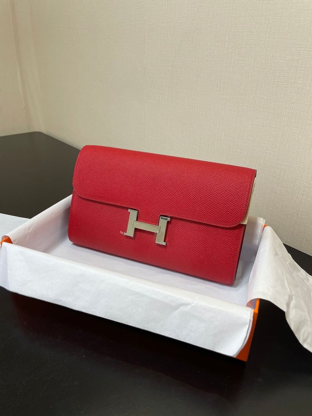 CONSTANCE TO GO 20.5 ROUGE EPSOM ARGENT QUINCAILLERIE