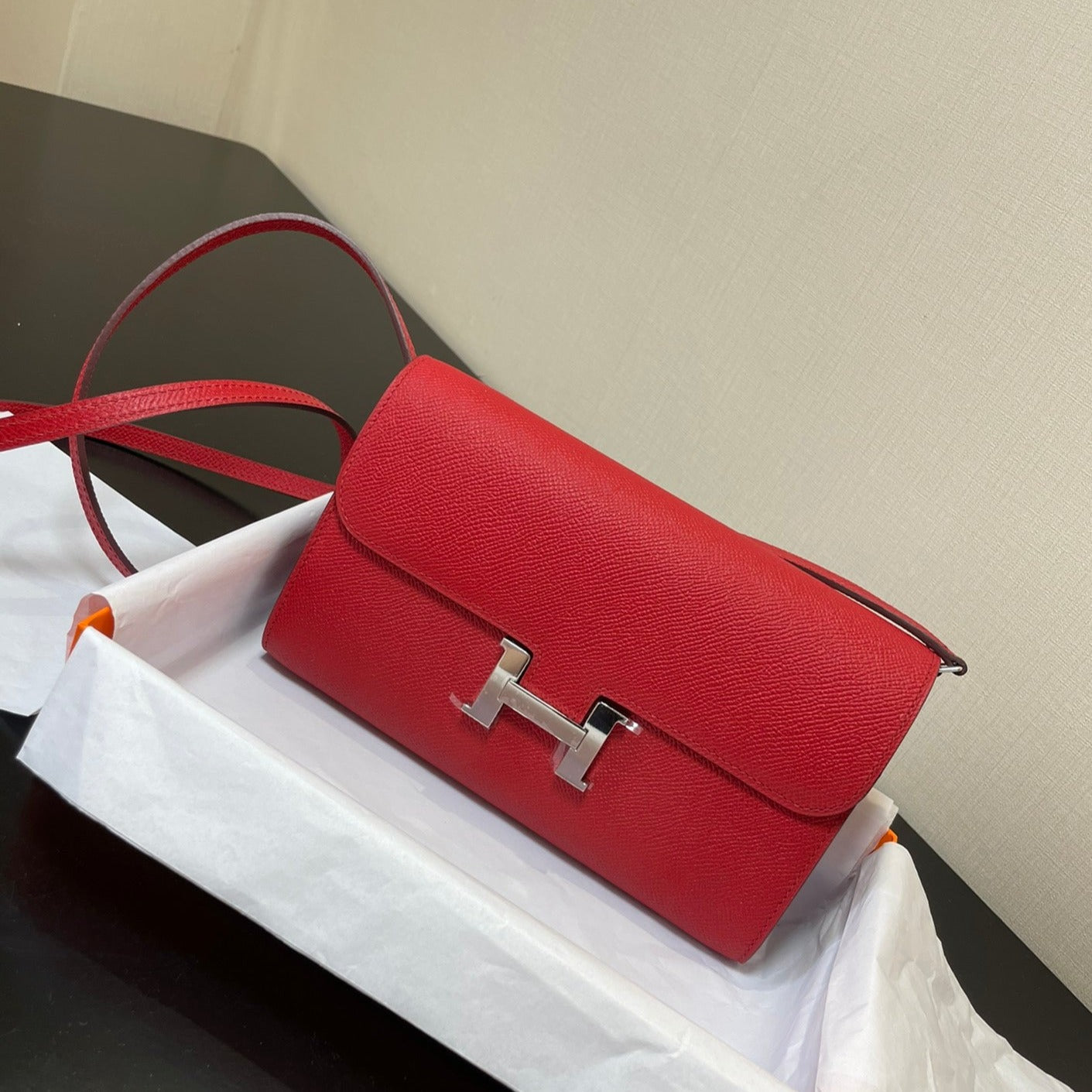 CONSTANCE TO GO 20.5 ROUGE EPSOM ARGENT QUINCAILLERIE