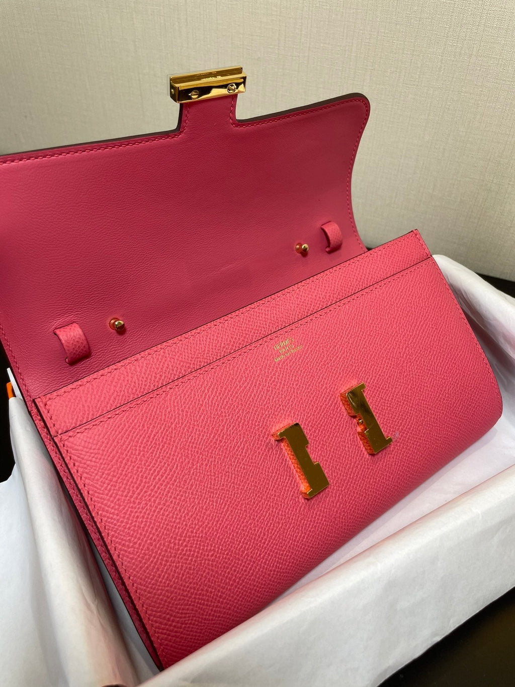 CONSTANCE TO GO 20,5 ROSE FONCÉ EPSOM QUINCAILLERIE OR