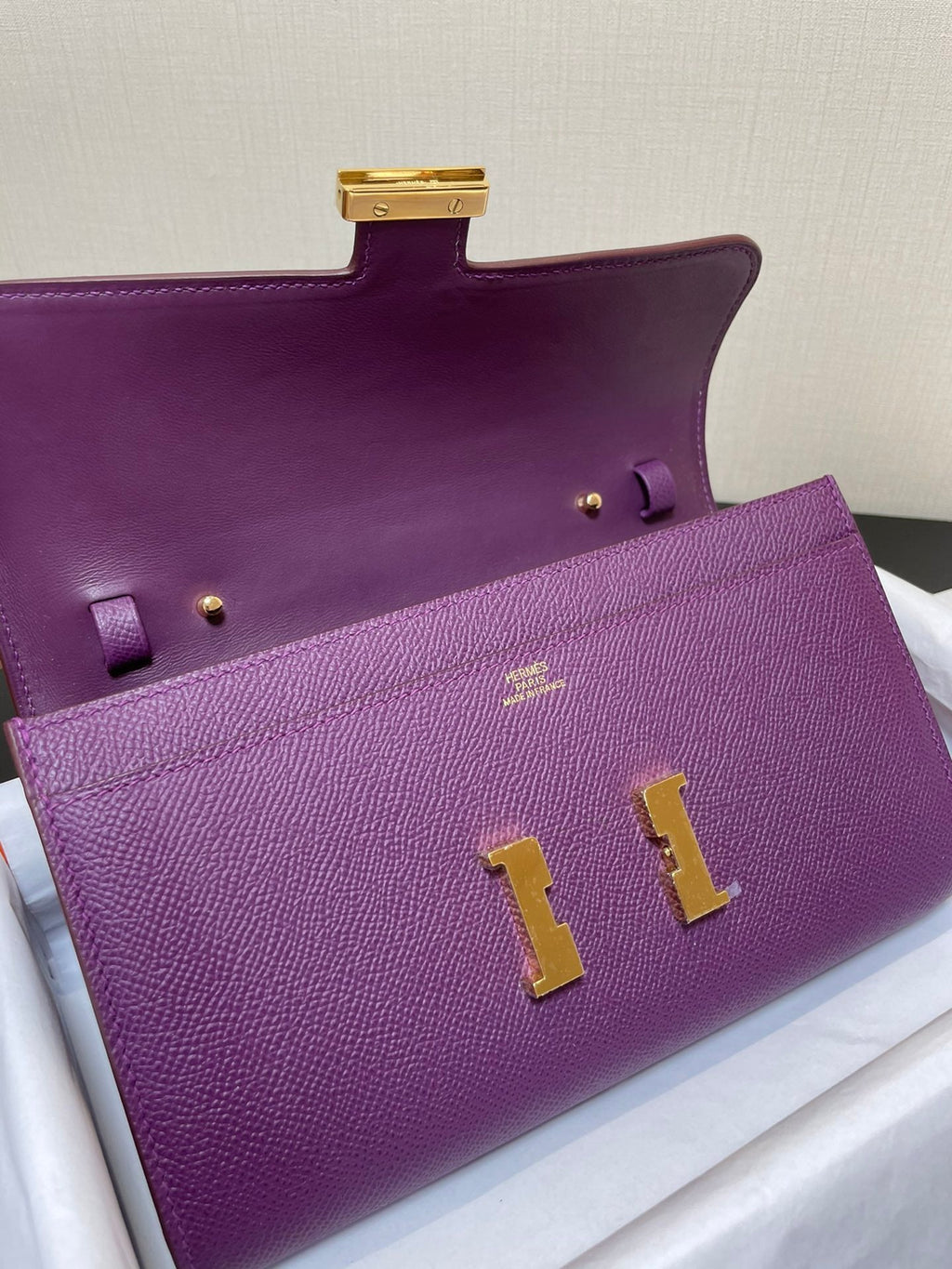CONSTANCE TO GO 20,5 PURPLE EPSOM GOLD HARDWARE