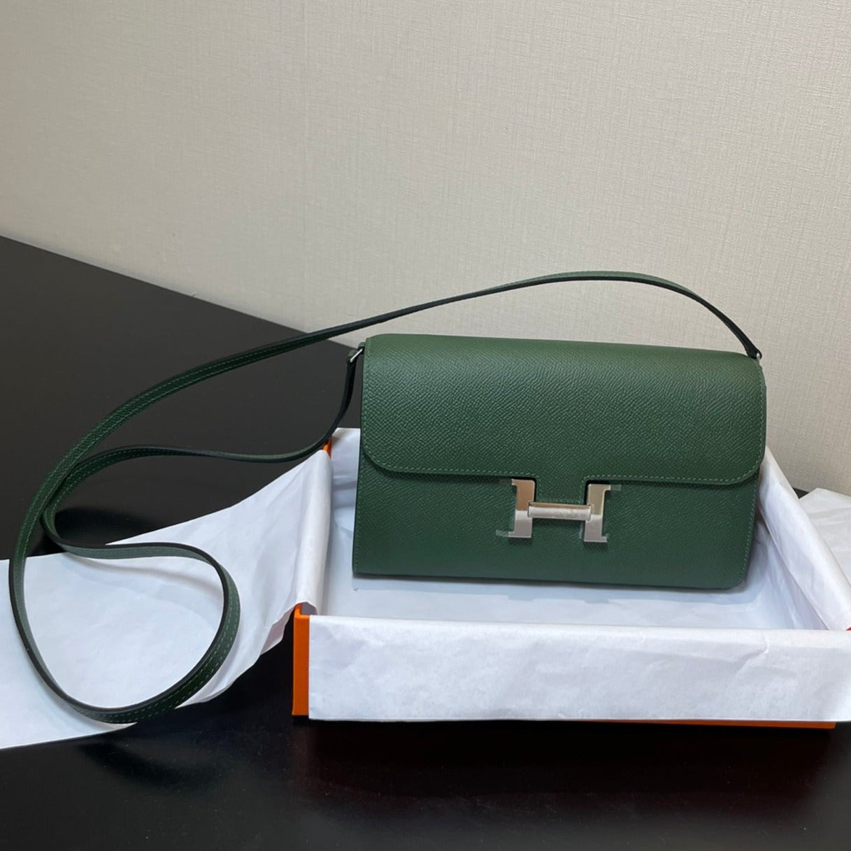 CONSTANCE TO GO 20.5 VERT FONCÉ EPSOM ARGENT QUINCAILLERIE