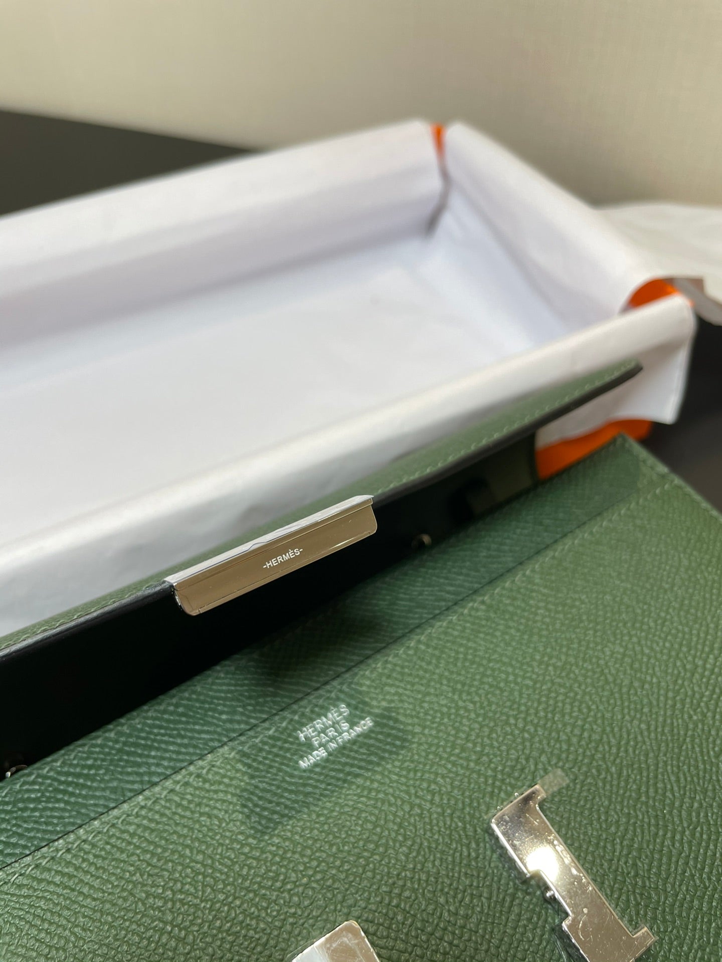 CONSTANCE TO GO 20.5 VERT FONCÉ EPSOM ARGENT QUINCAILLERIE