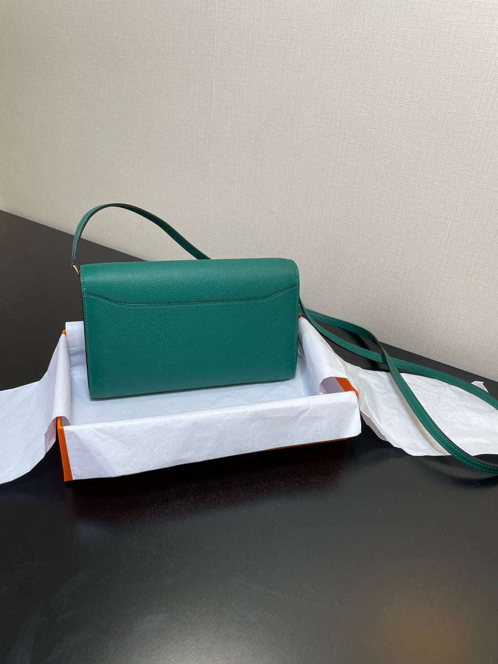 CONSTANCE TO GO 20,5 BLEU VERT EPSOM OR QUINCAILLERIE