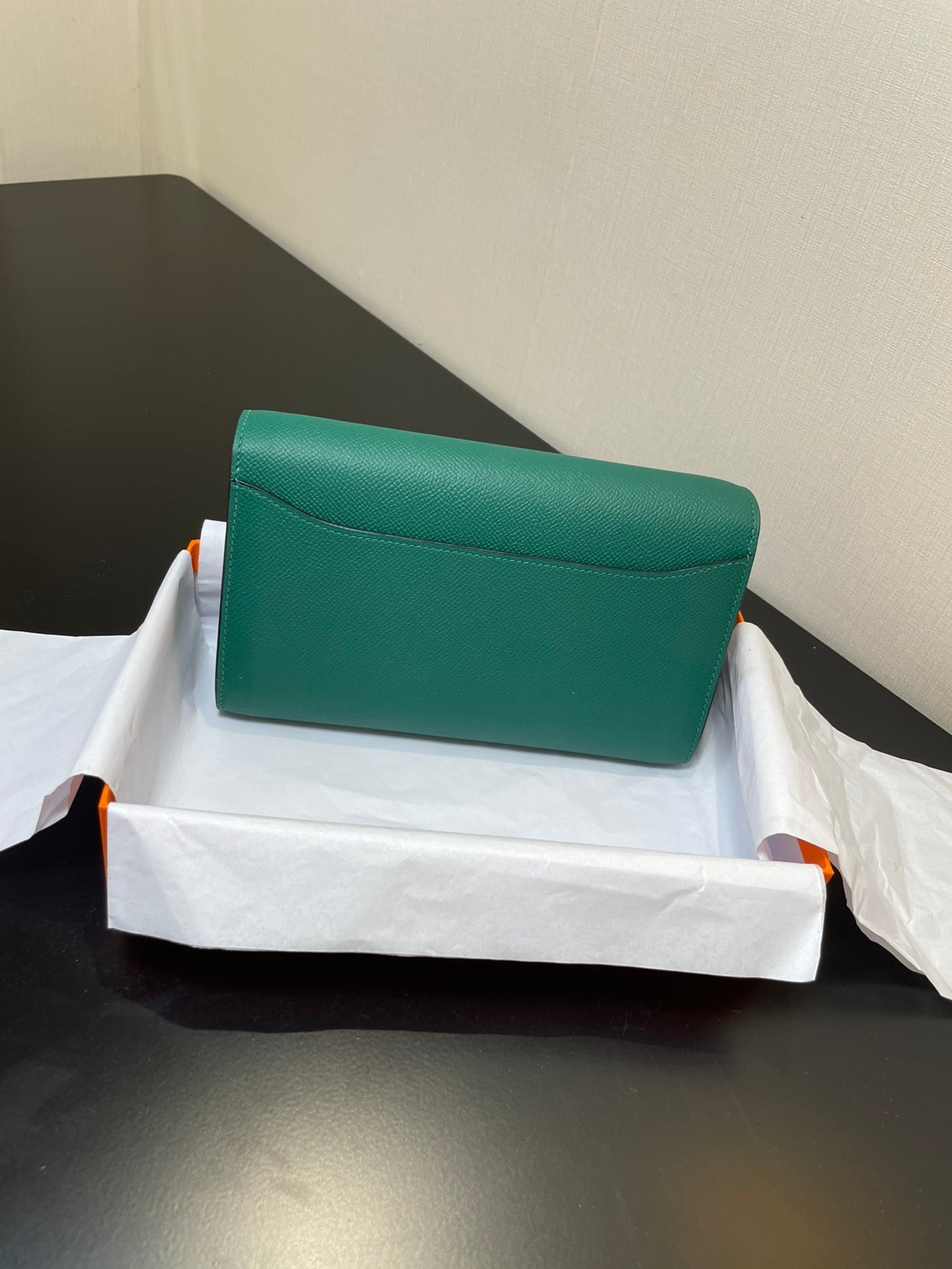 CONSTANCE TO GO 20,5 BLEU VERT EPSOM OR QUINCAILLERIE