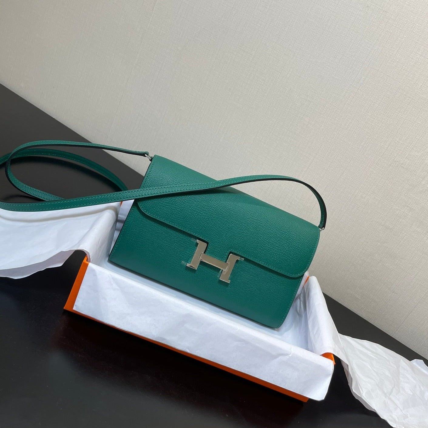 CONSTANCE TO GO 20.5 BLEU VERT EPSOM ARGENT QUINCAILLERIE