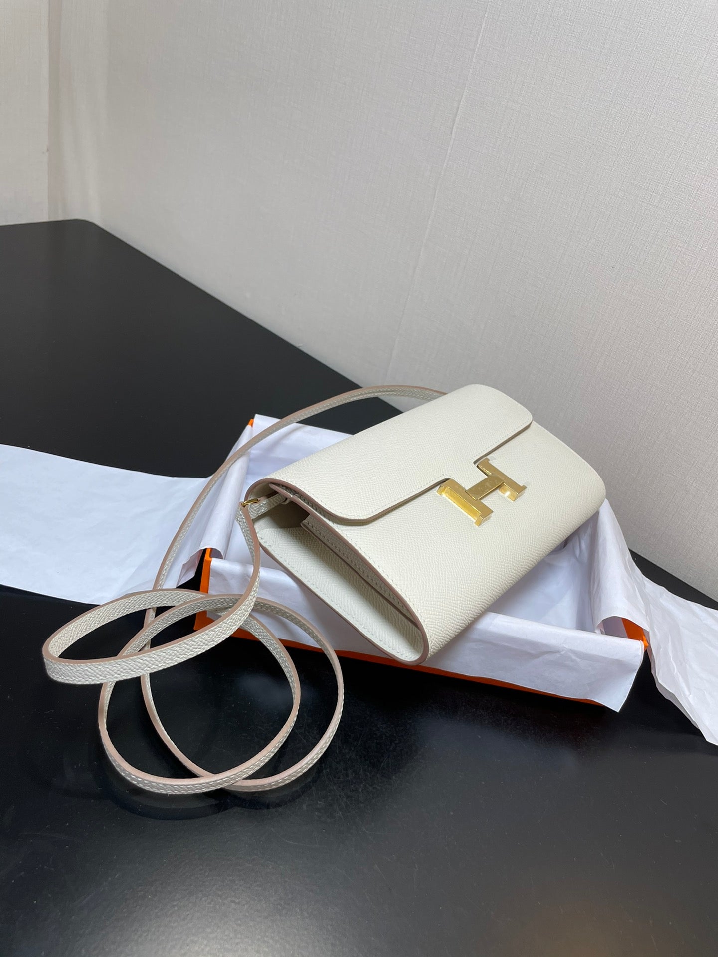 CONSTANCE TO GO 20,5 BLANC EPSOM OR QUINCAILLERIE