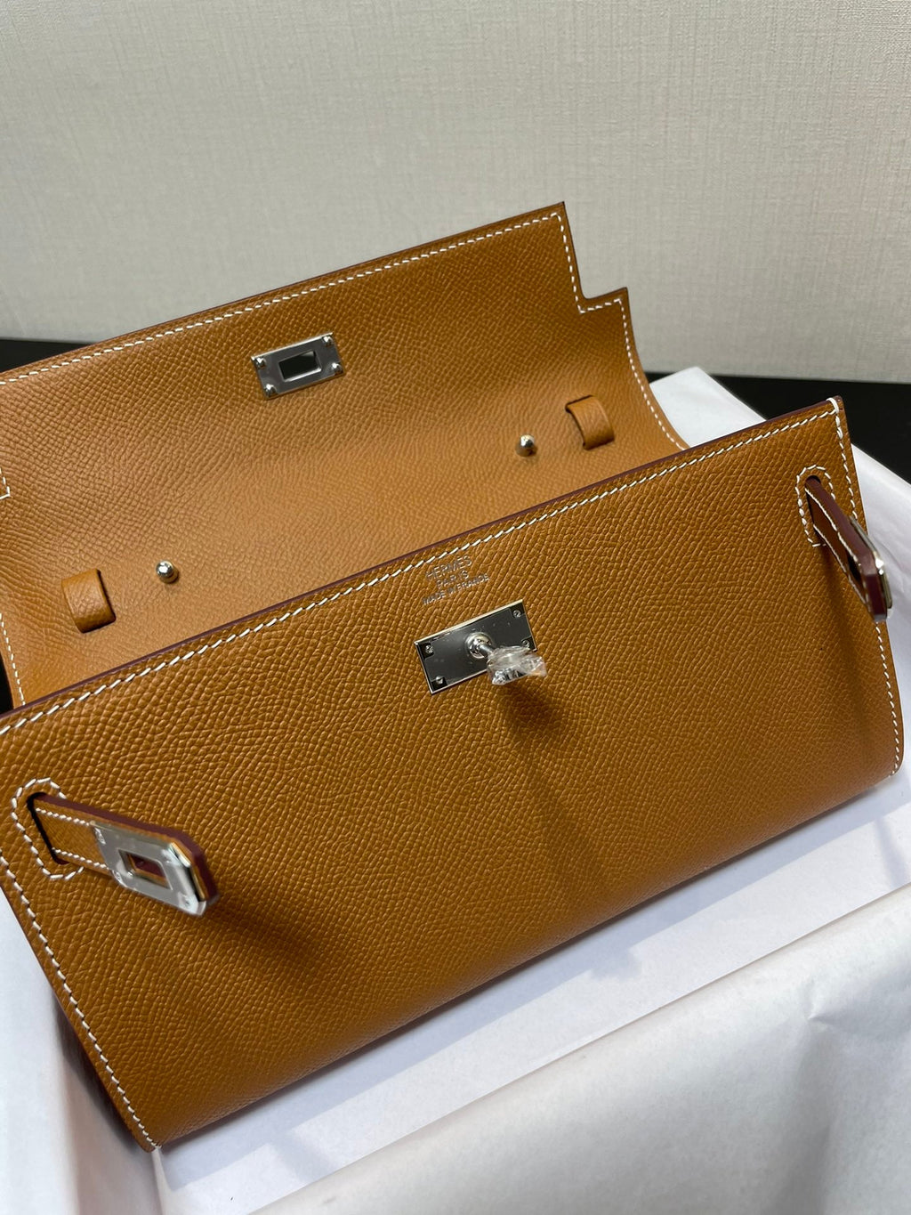 KELLY TO GO WALLET 20.5 GOLD EPSOM SILVER HARDWARE