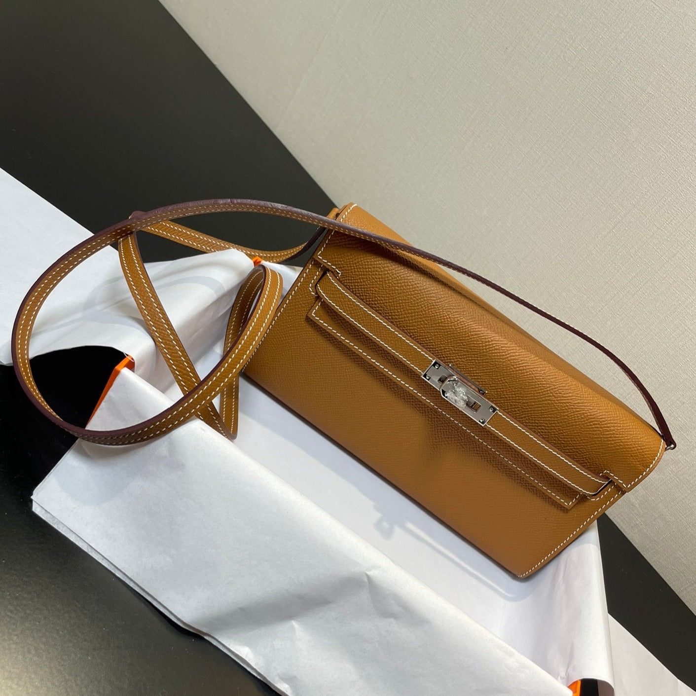 ケリー トゥ ゴー ウォレット 20.5 ゴールド エプソム シルバー ハードウェア