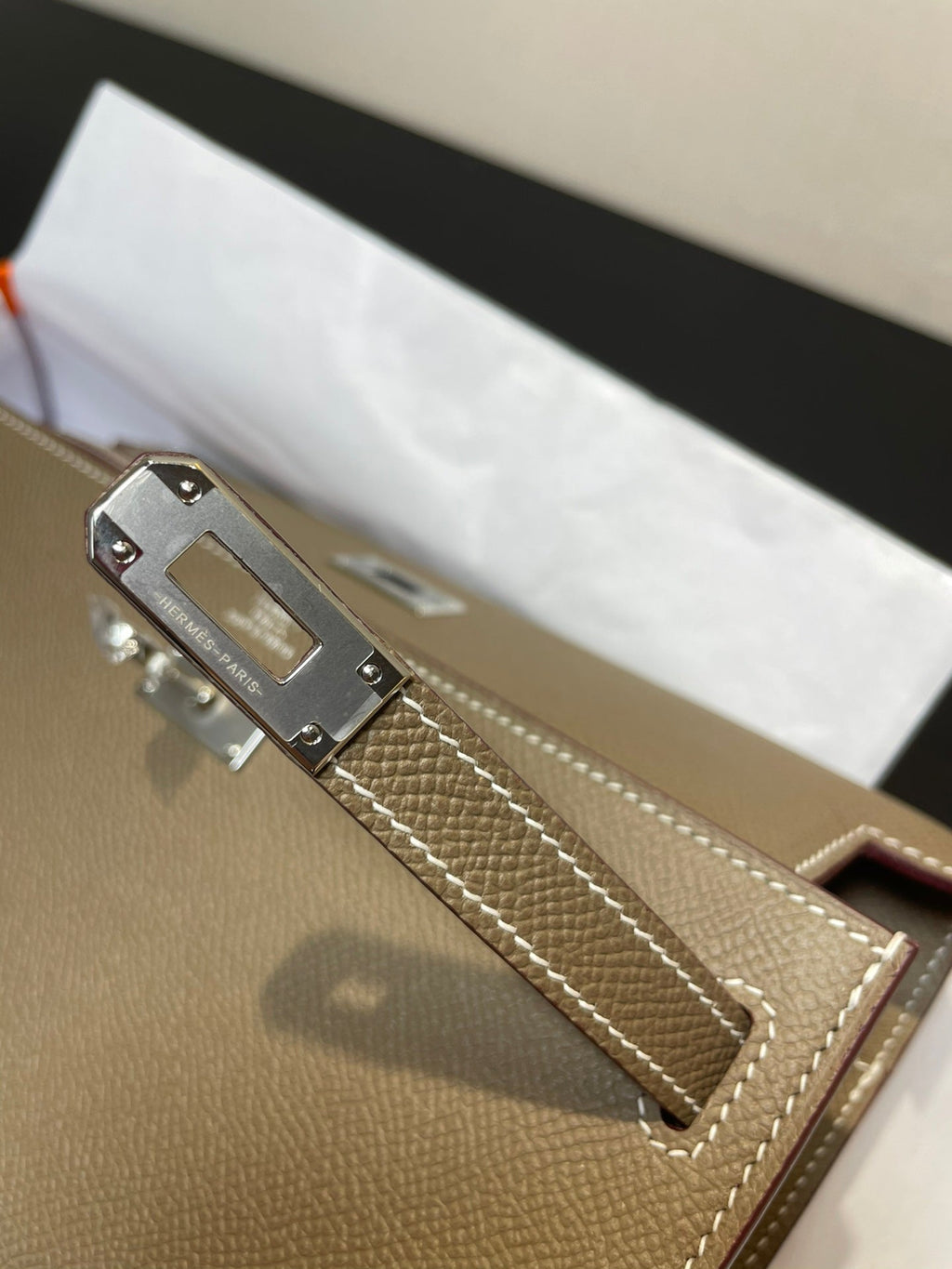 KELLY WOC 20,5 ÉTOUPE EPSOM ARGENT QUINCAILLERIE