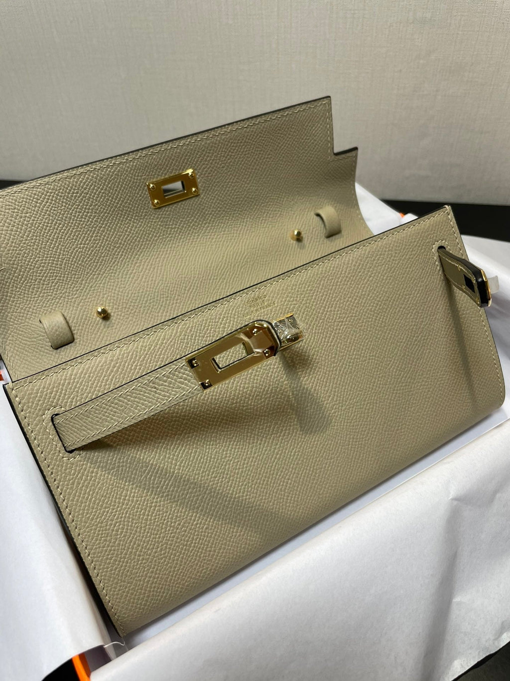 PORTEFEUILLE KELLY TO GO 20,5 LICHEN EPSOM GOLD HARDWARE
